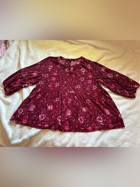 Lane Bryant Burgundy Floral Peplum Baby Doll Top
